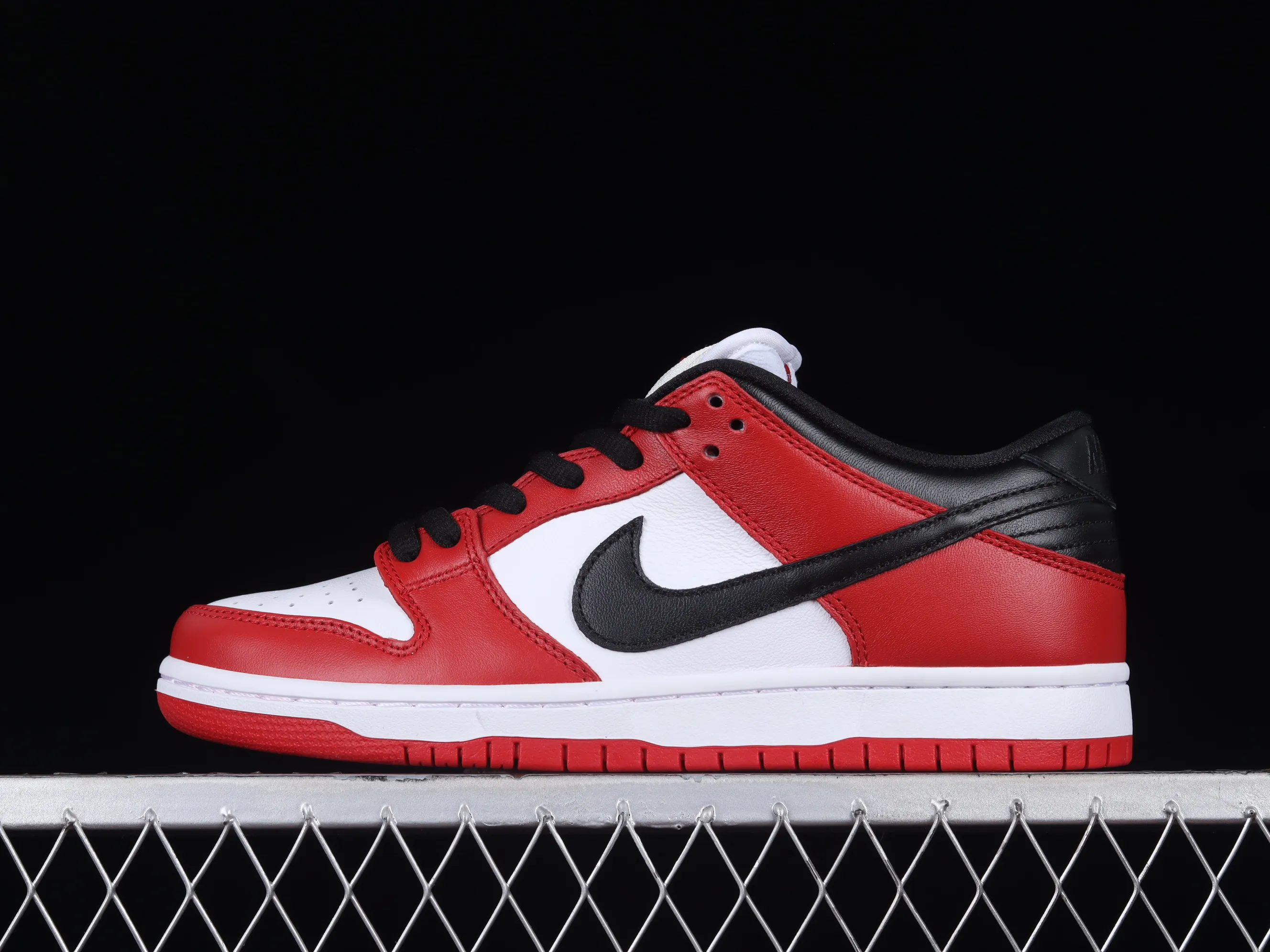 All categories Nk SB Dunk series Nk SB Dunk Low low-top sneakers M version pure original Nk SB Dunk Low Pro "Chicago" Chicago Dunk series retro top layer low-top casual sports skateboard shoes BQ6817-600